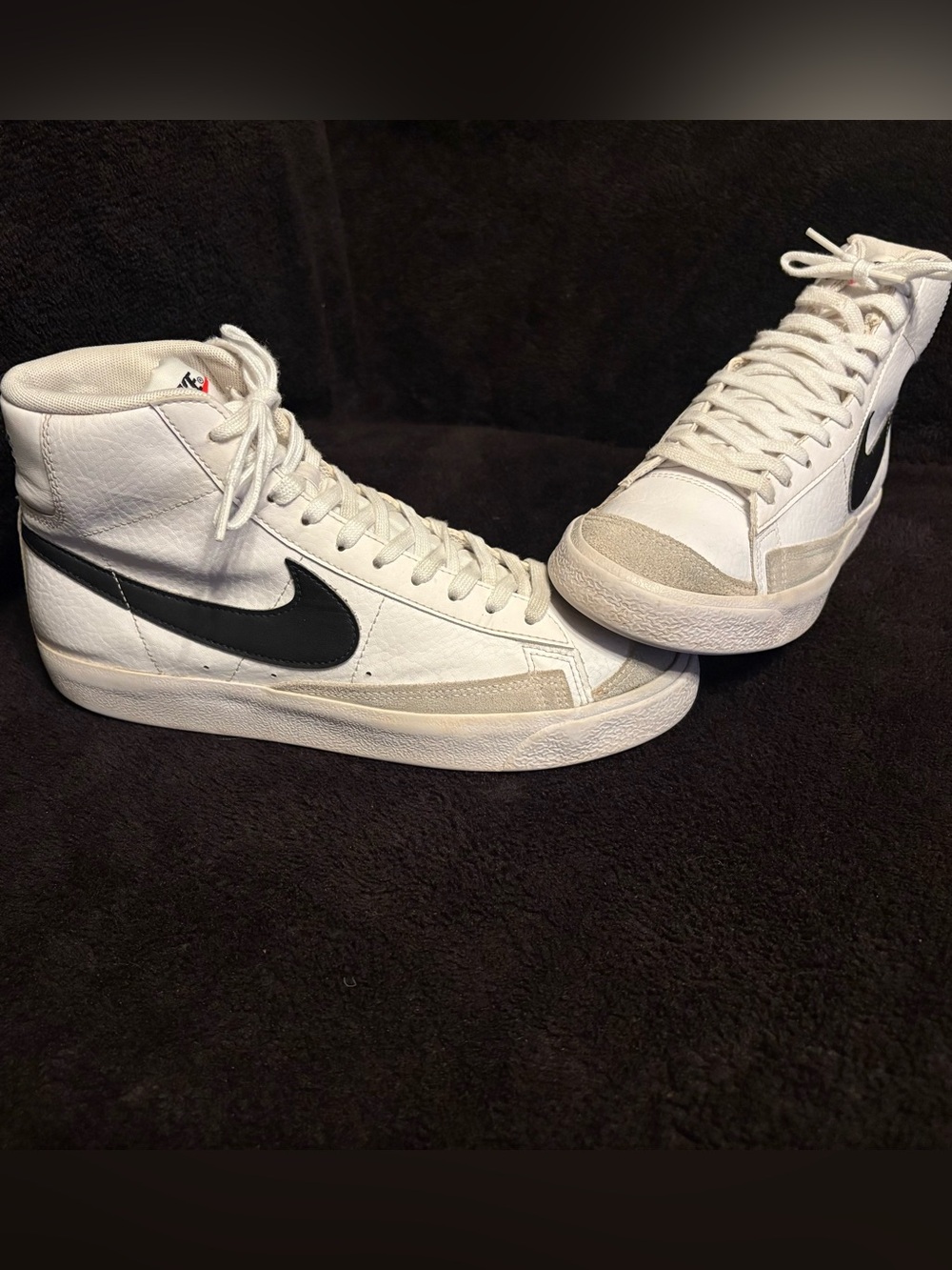 Nike Blazer Mid '77 Vintage Sneakers White & Black DA4086-100 Size 7 EUC